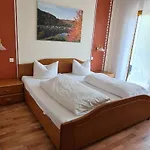 بيت ضيافة Weingut Gibbert-pohl بريديل