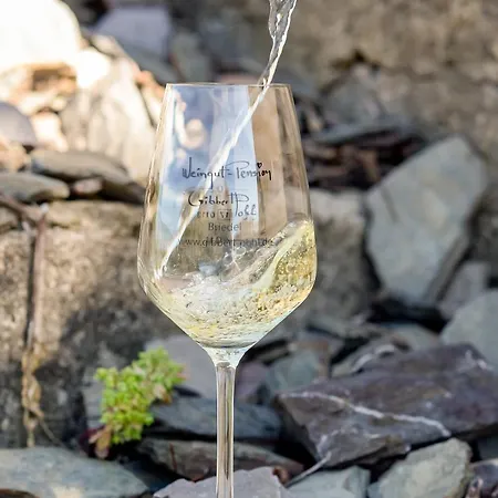 Weingut Gibbert-pohl 4*