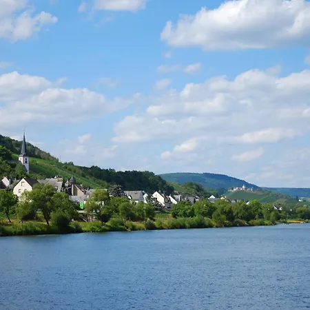 Weingut Gibbert-pohl 4*